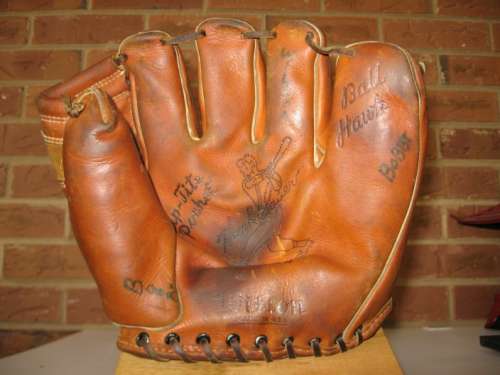 Hank Sauer Wilson A2195 Front